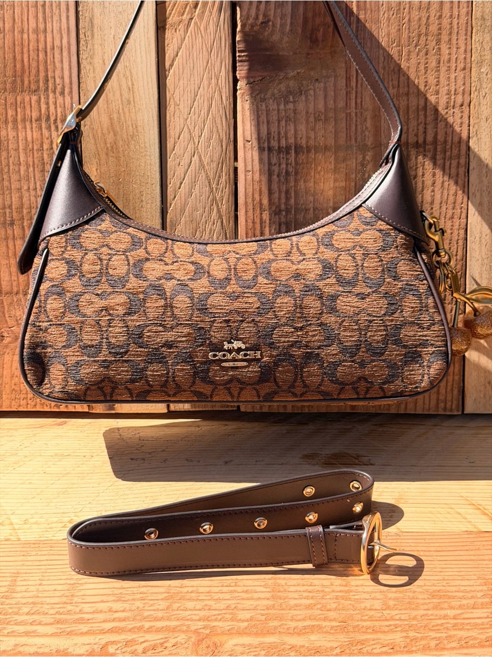 Coach Ella Shoulder Bag in Signature Chenille 🤎✨💛